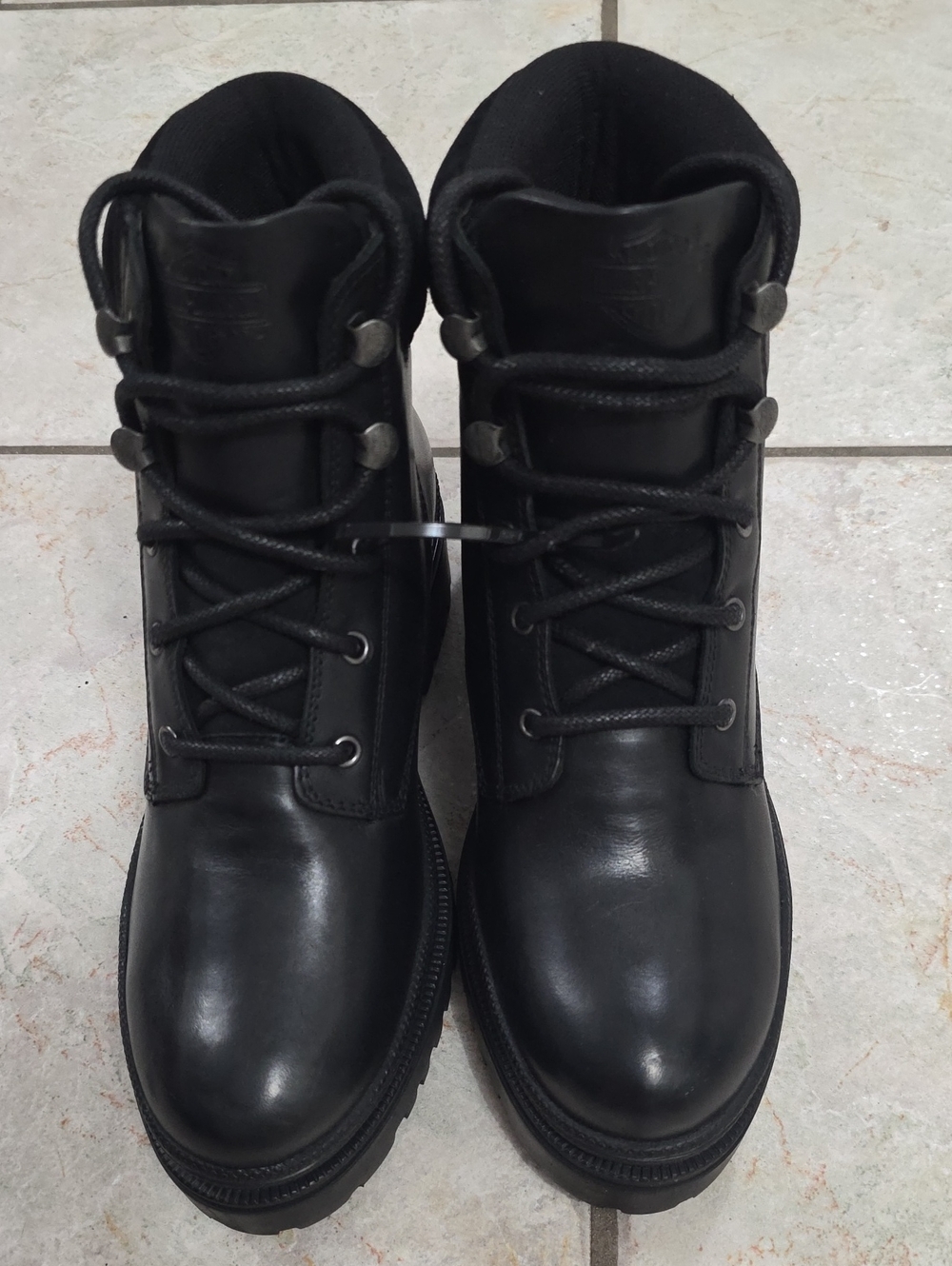 Harley-Davidson Women's Black Genuine Leather Boot. Brand New With TAG.